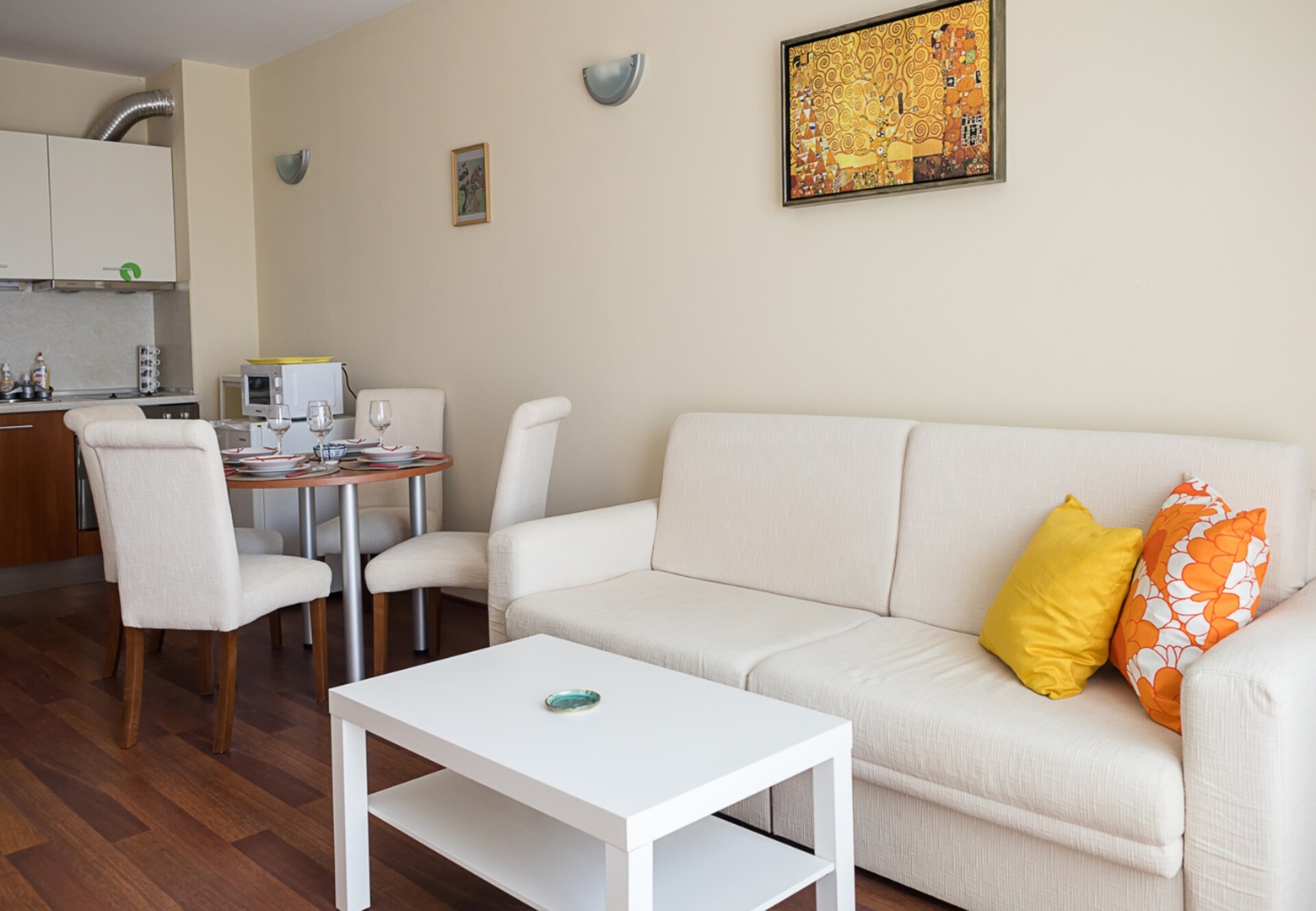 Beachfront Bliss-1BR Sea View Flat in Golden Sands 9 Flat Manager Booking