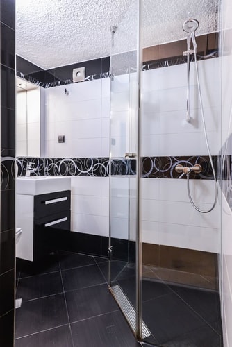 Extravaganzzo - Super Central One Bedroom Modern 24 Flat Manager Booking