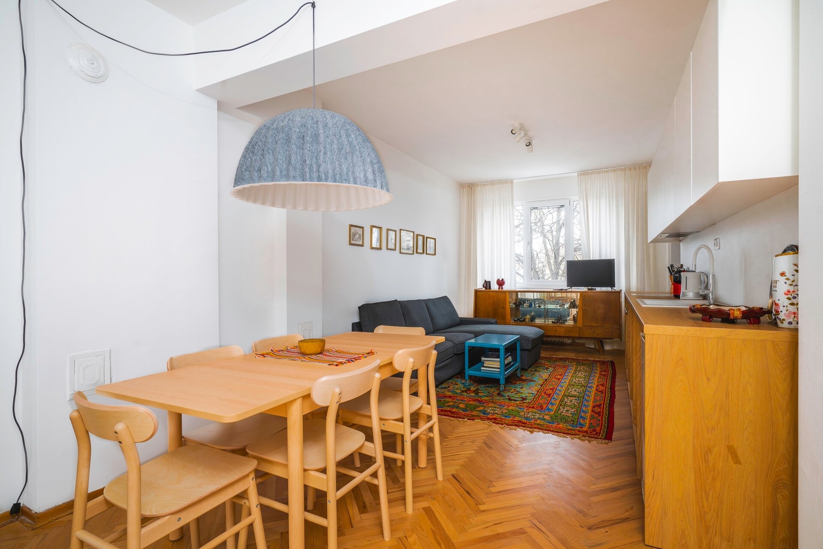 The Vintage Spot - 2BD Flat 6 Flat Manager Booking