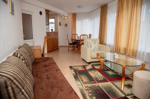 Convenient 2-Bedroom Flat next to Harmanite Beach 8 Flat Manager Booking