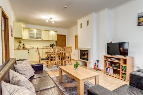 Alpine Haven 2-Bedroom Escape in Pamporovo 2 Flat Manager Booking