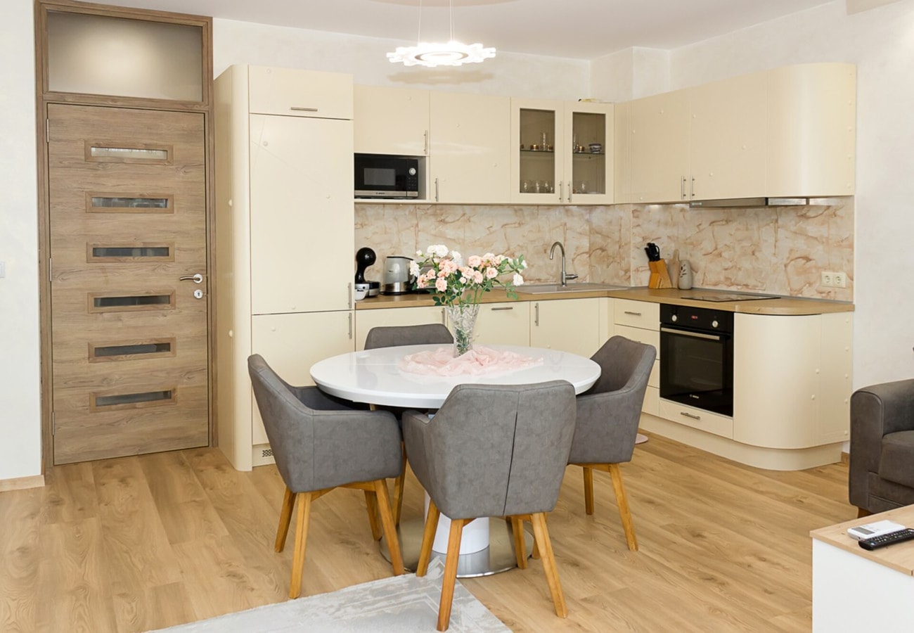 Modern Seaside Retreat in Varna 7 Flat Manager Booking