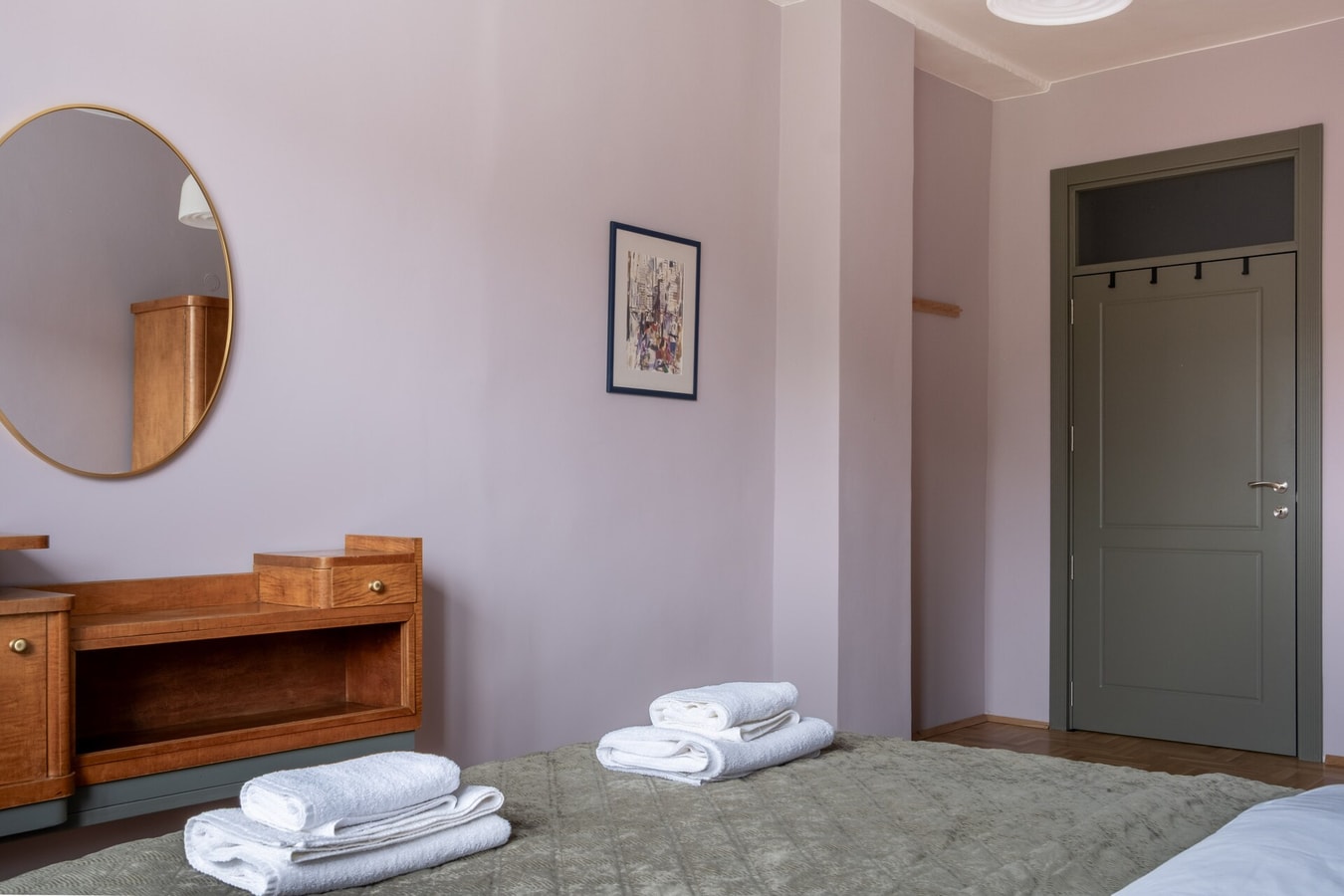 Retro-Chic 1BR Apartment next to Vasil Levski Blvd 21 Flat Manager Booking