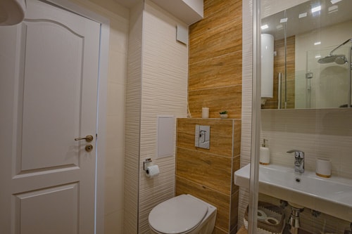 Modern 1BR Apt – Top Location, 4 min to Metro 16 Flat Manager Booking