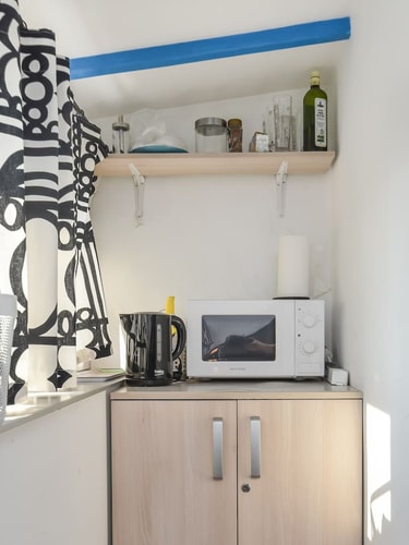 The Ivy House - A Cozy Attic near the City Center 7 Flat Manager Booking