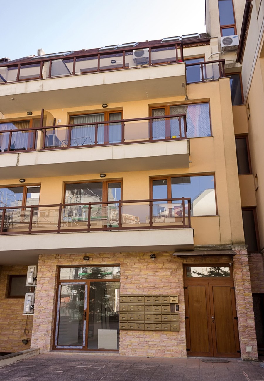 Varna Gem: 2BD Flat with Sunny Balcony 32 Flat Manager Booking