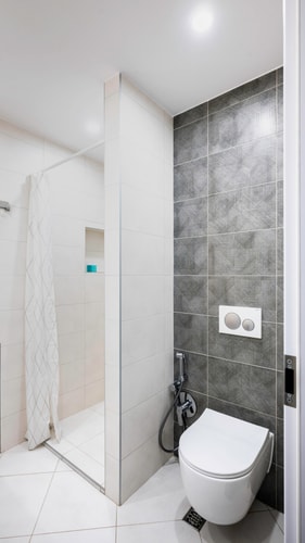 Quiet 2 BDR Comfort Near NDK + Workspace 17 Flat Manager Booking