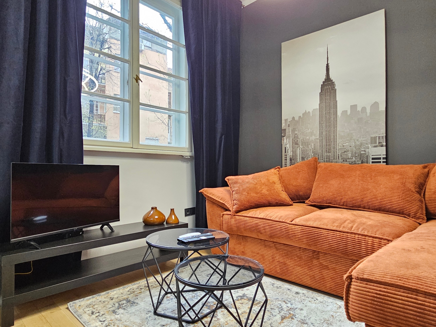 Urban Comfort: Central 1BDR near Vitoshka & NDK 0 Flat Manager Booking