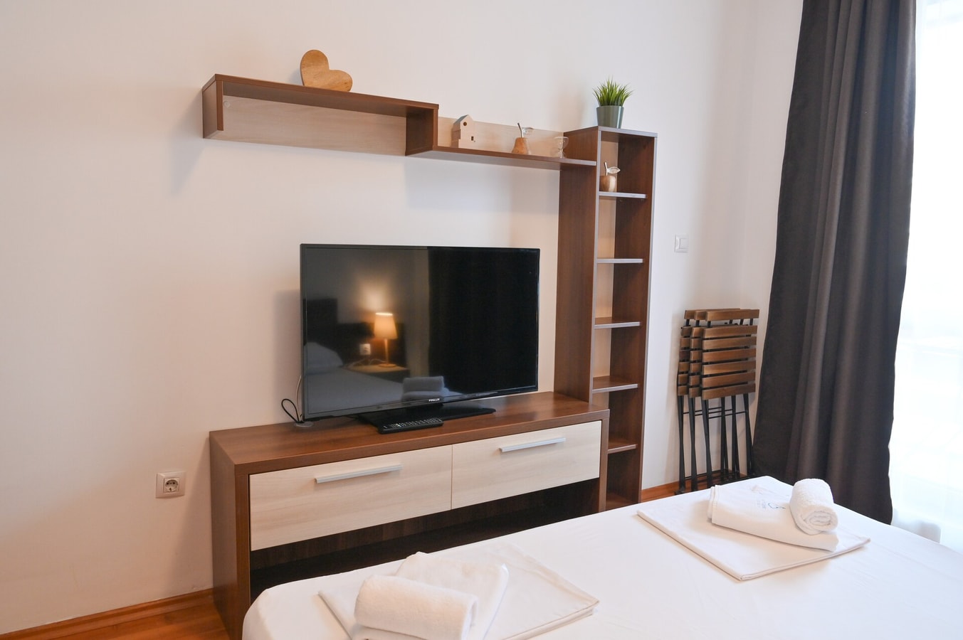 Cozy Flat with Pool & Mountain Views, Near Gondola 13 Flat Manager Booking