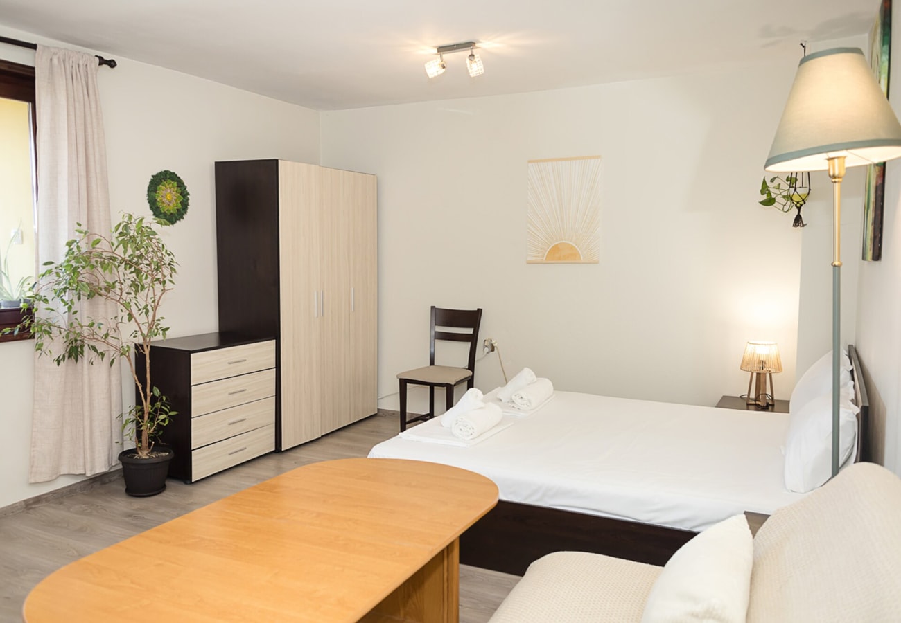 Cozy Sea-View Flat with Balcony in Galata, Varna Flat Manager Booking