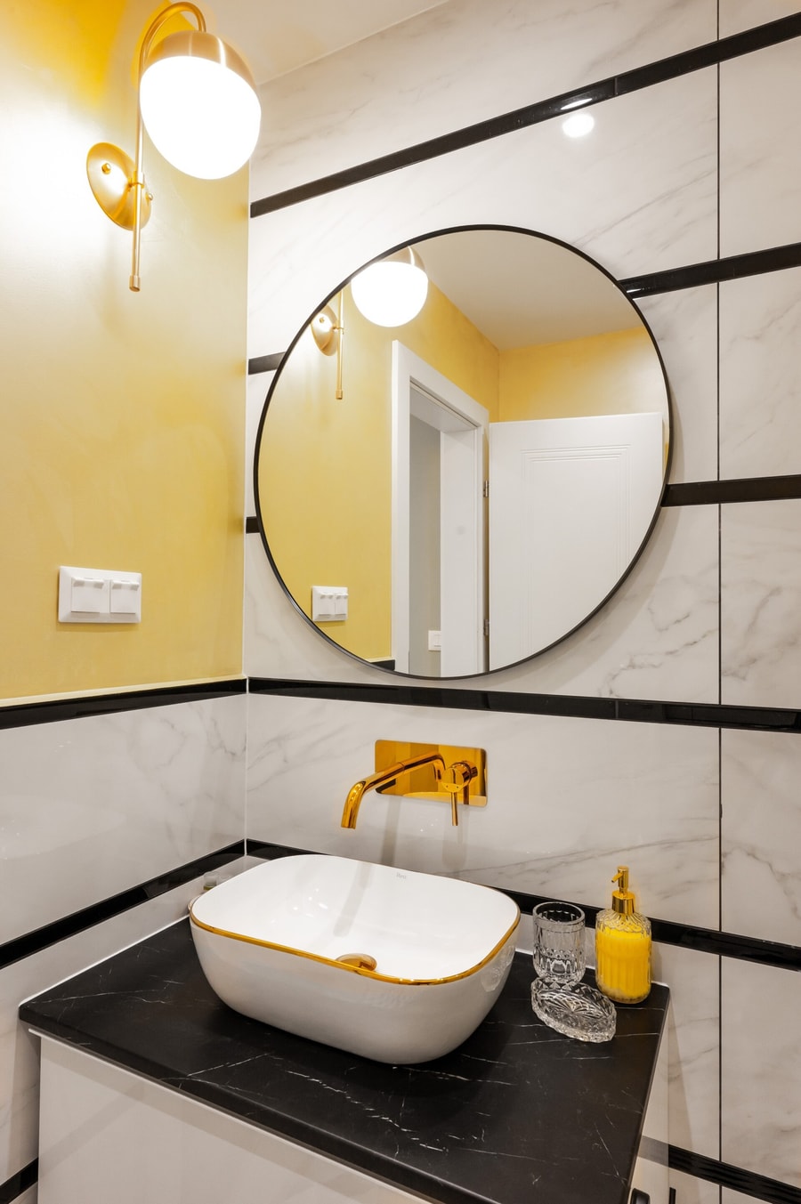 Central Stylish Suite & Studio with Shared Terrace 20 Flat Manager Booking
