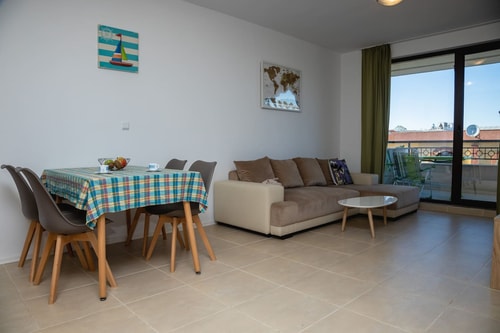 Green Life One-Bedroom Apartment with Sea View 7 Flat Manager Booking
