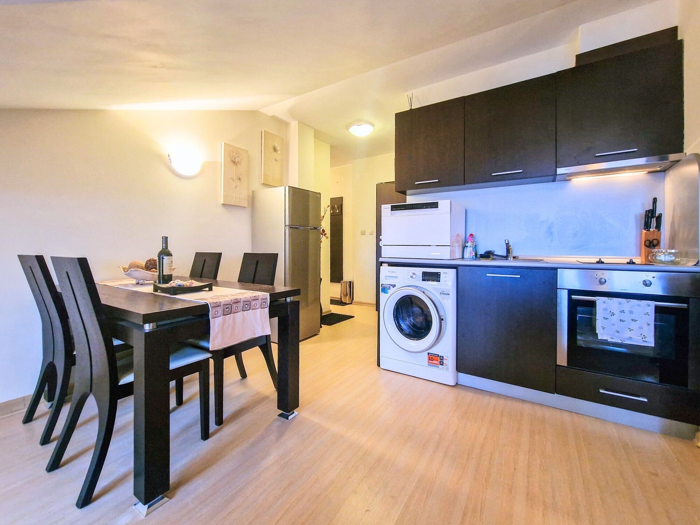 Glazne River View - 2BDR | 2BTHR Flat with a View 2 Flat Manager Booking