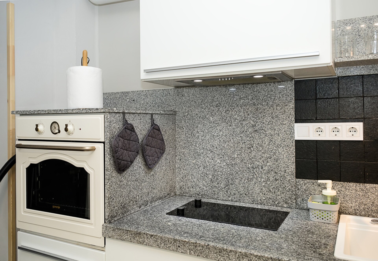 Chic 1BD Flat in St Constantine & Helena Complex 9 Flat Manager Booking