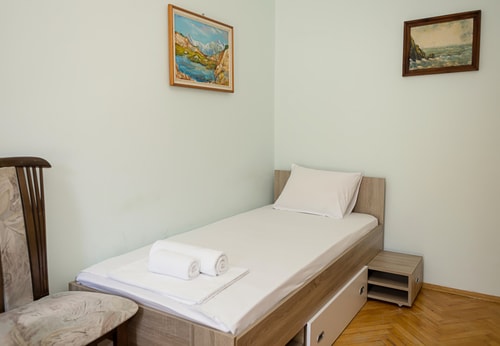 Sunny 2-Bedroom Flat near Sea Garden|Chayka, Varna 23 Flat Manager Booking