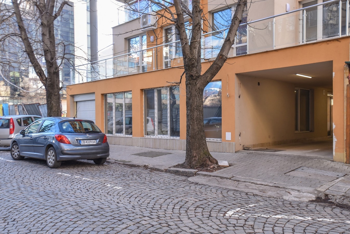 Stylish Residential Flat ~ with Parking & Balcony 19 Flat Manager Booking