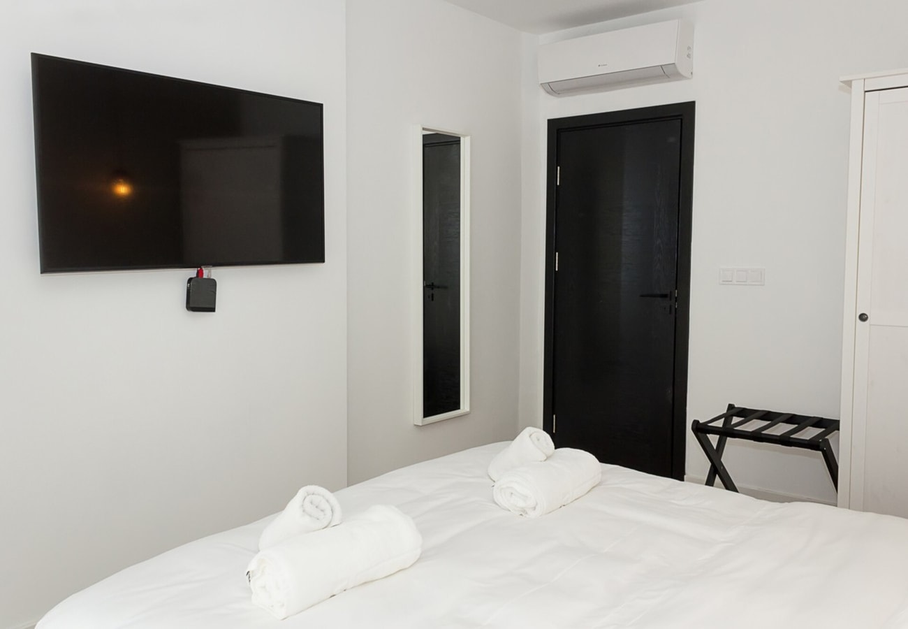 Three private apartments near Port of Varna 8 Flat Manager Booking