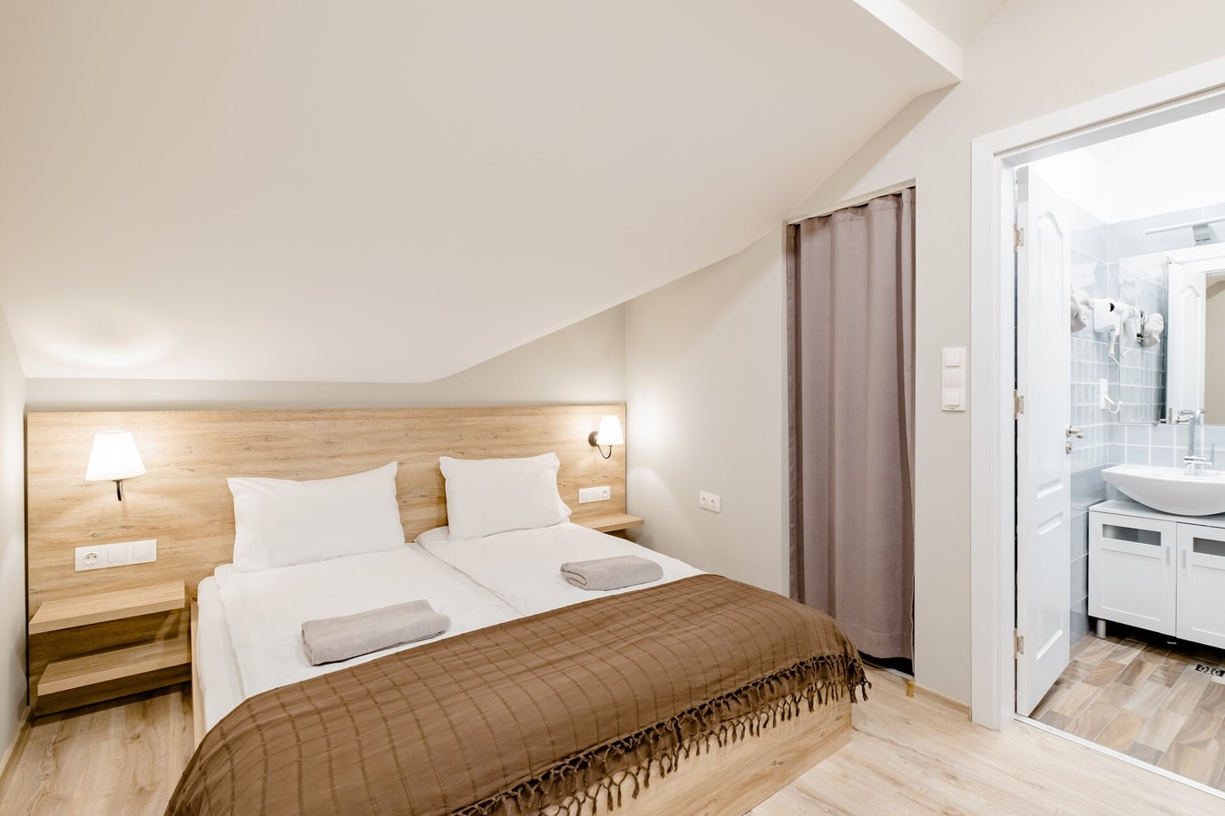 Lofty - 1 bedroom apartment in the heart of Sofia 11 Flat Manager Booking