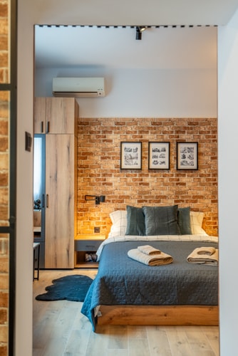 BB Apartment 12 Flat Manager Booking
