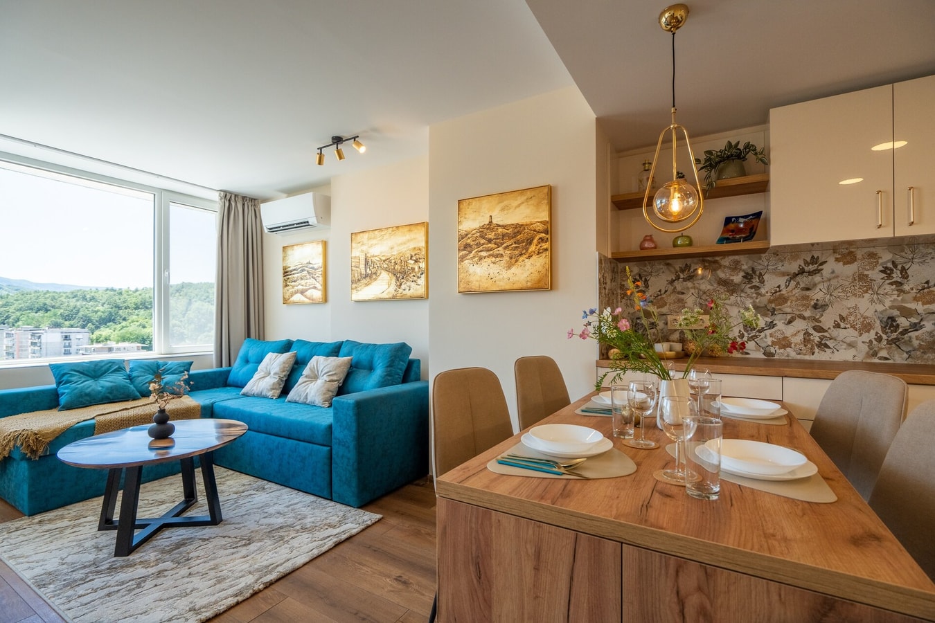 Golden Mountains 8 Flat Manager Booking