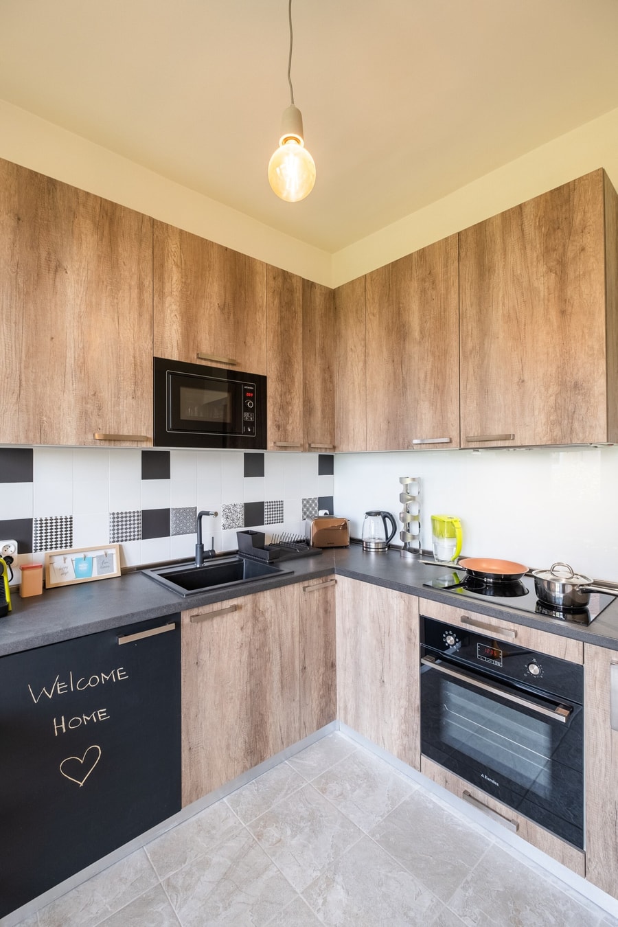 Orange friendly apartment near Vitosha blvd 24 Flat Manager Booking