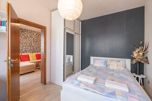 Modern Apartment | Top Location | Friendly Host 13 Flat Manager Booking