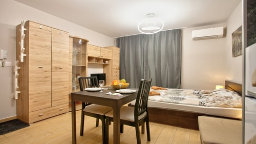 Sweet Studio 9 Flat Manager Booking