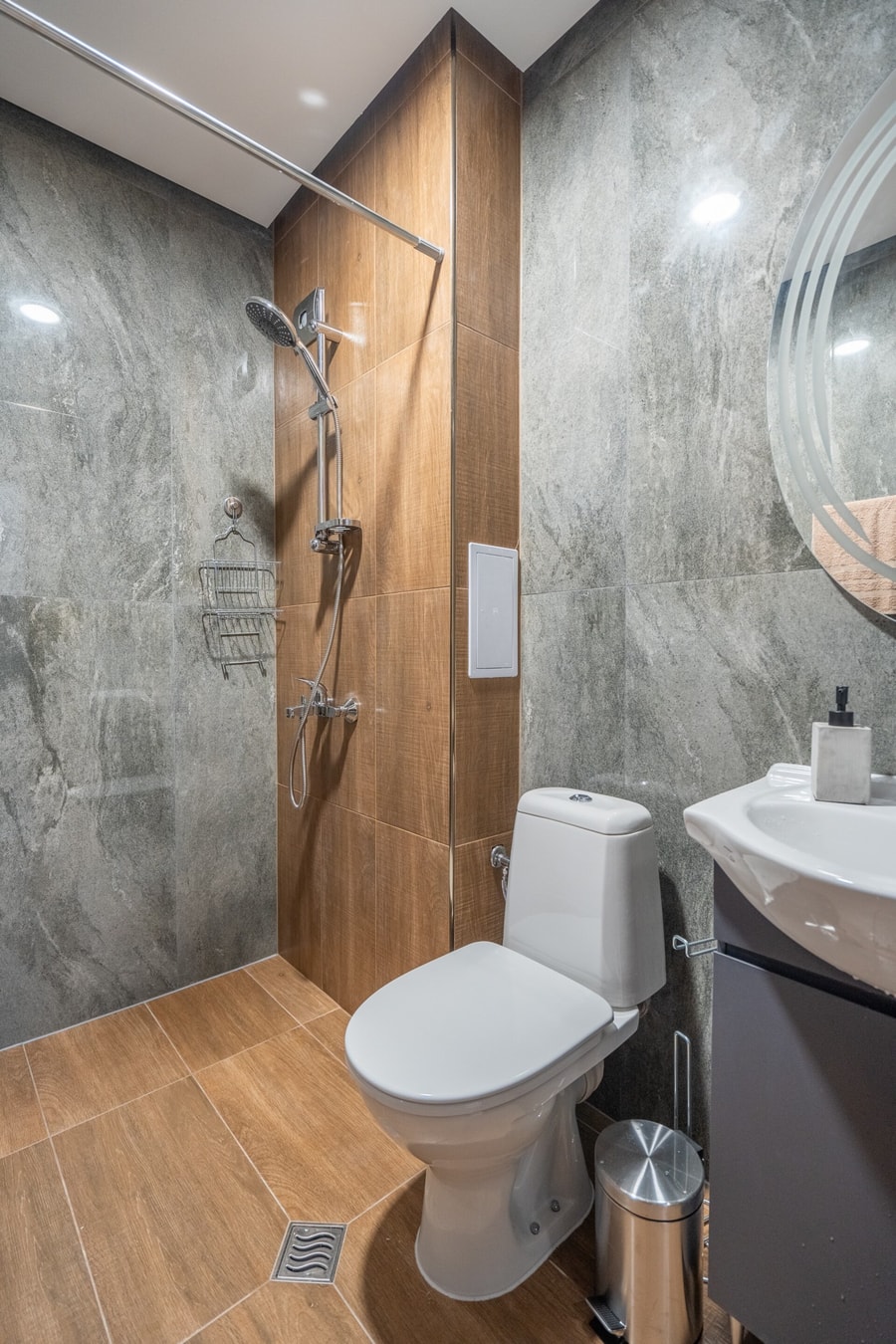 Cozy Homes 4 24 Flat Manager Booking