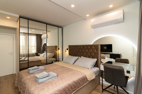 Gran Capital - Top Central Apartment. Free Parking 8 Flat Manager Booking