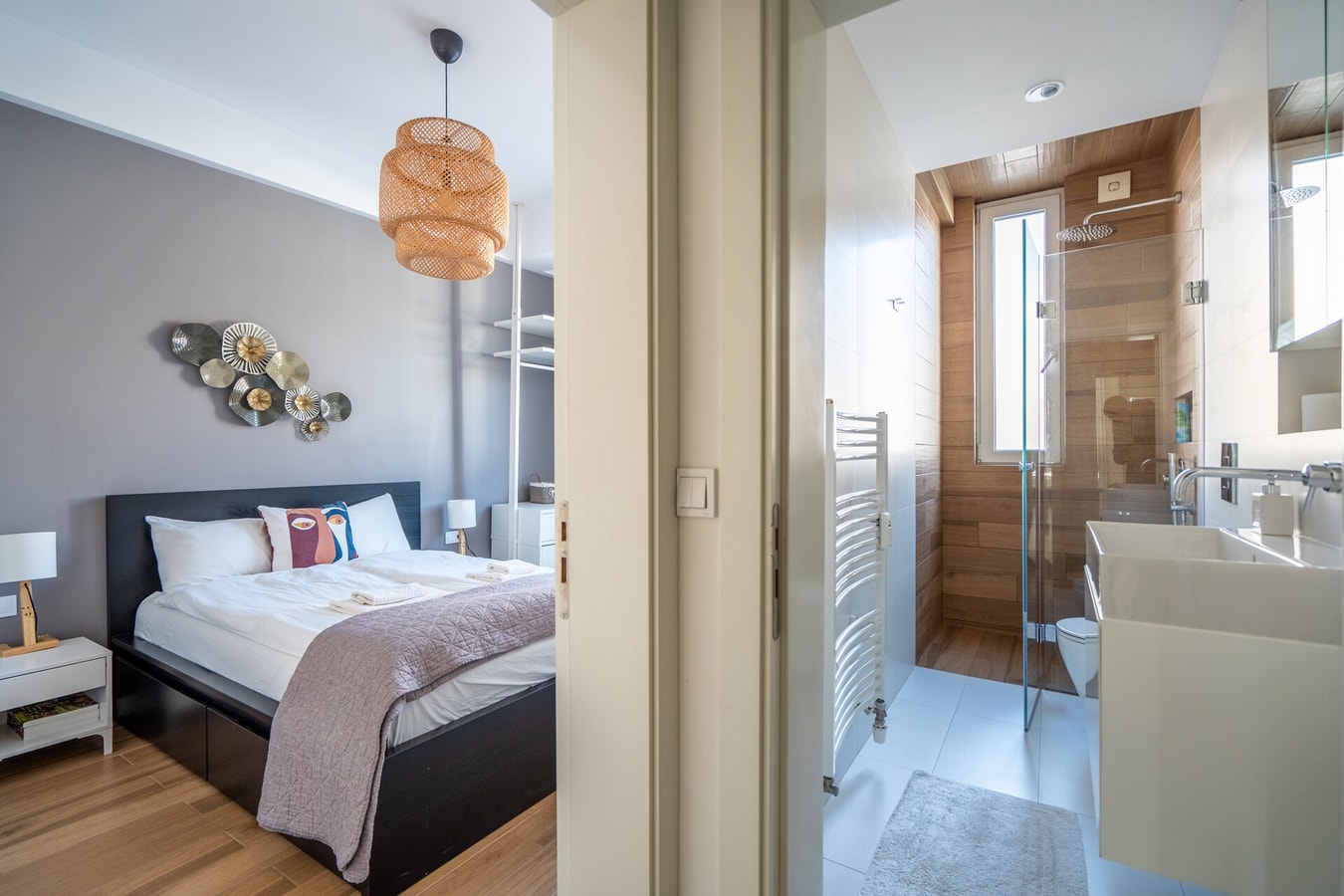 Elegant Getaway Near Iconic Eagles' Bridge 9 Flat Manager Booking