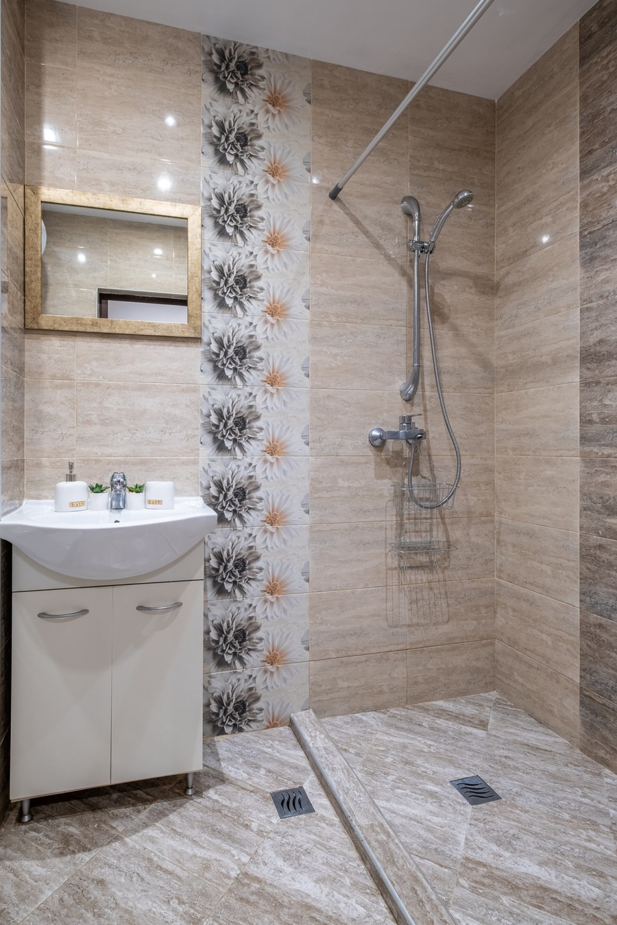 Cozy Homes 3 28 Flat Manager Booking