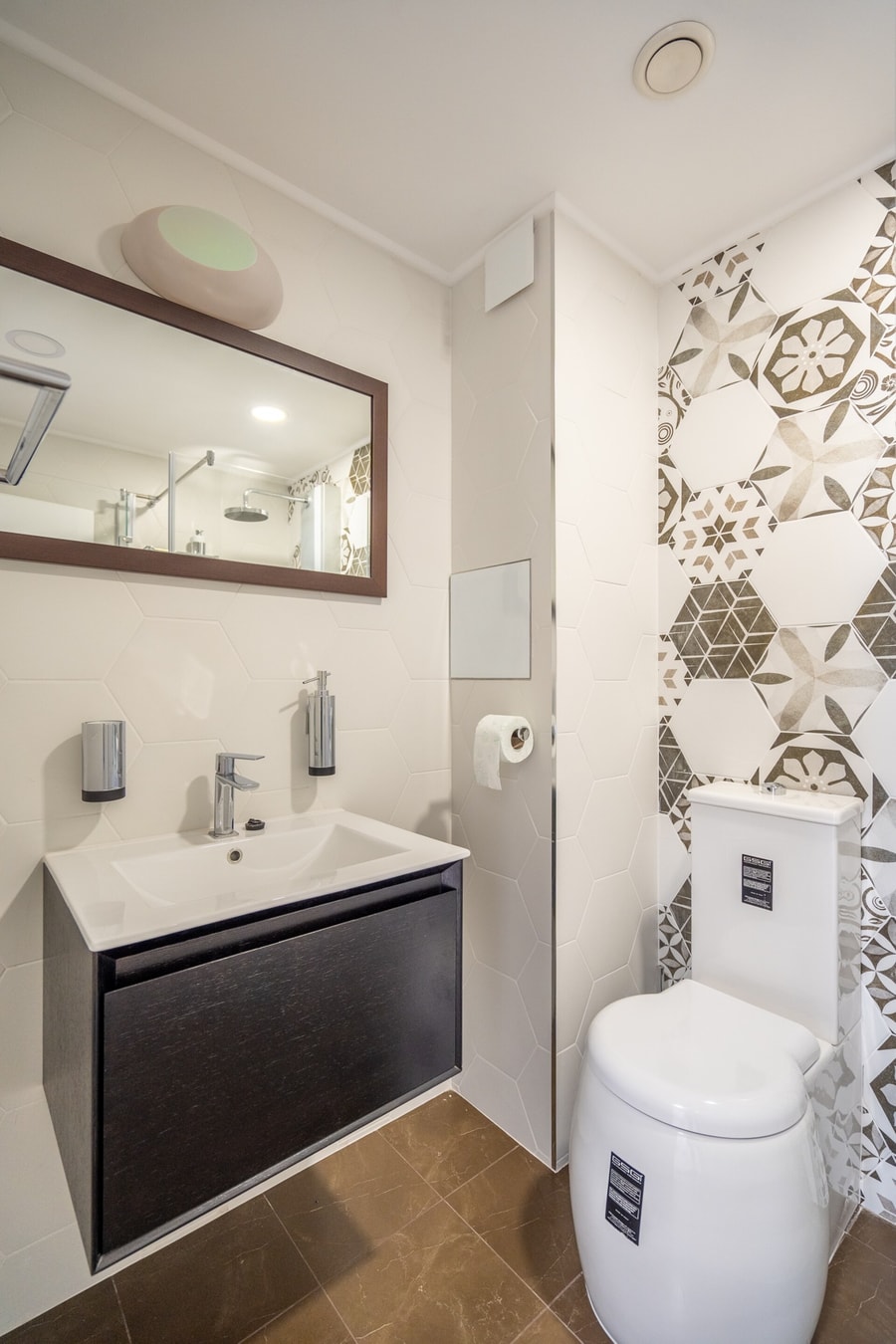 Fusion Finesse - 2BD with parking space 21 Flat Manager Booking