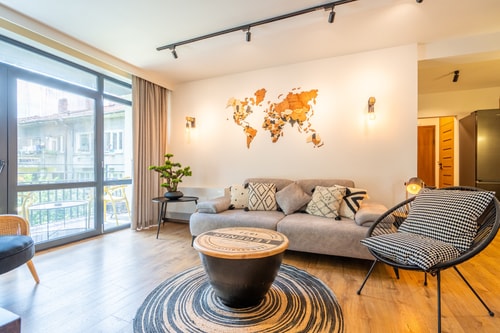 Arte Apartment 13 Flat Manager Booking