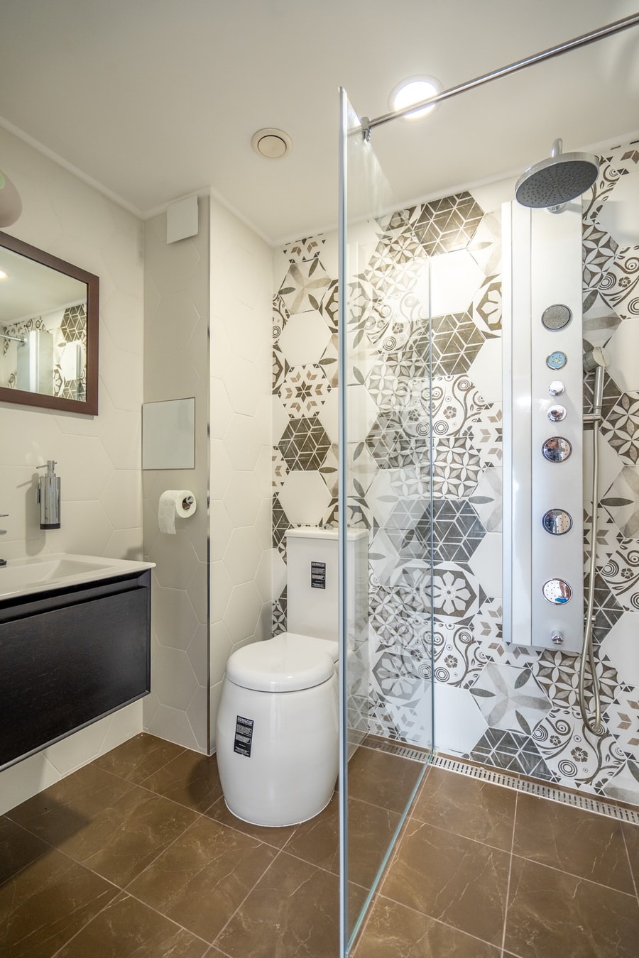 Fusion Finesse - 2BD with parking space 20 Flat Manager Booking