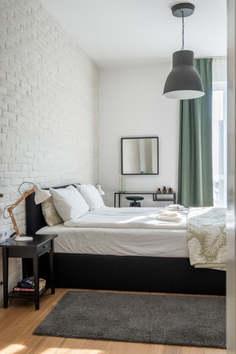 Elegant Getaway Near Iconic Eagles' Bridge 12 Flat Manager Booking