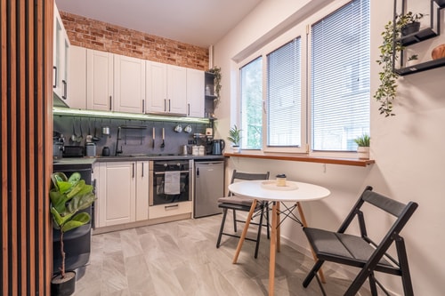 BB Apartment 3 Flat Manager Booking