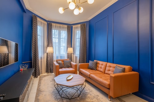 Sofia’s Classy Blu -2 Bedrooms 7 Flat Manager Booking