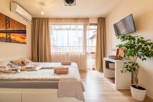 Jazzy · JAZZY off Vitosha Blvd: Feel the Rhythm of Sofia 17 Flat Manager Booking