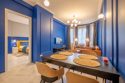 Sofia’s Classy Blu -2 Bedrooms 11 Flat Manager Booking