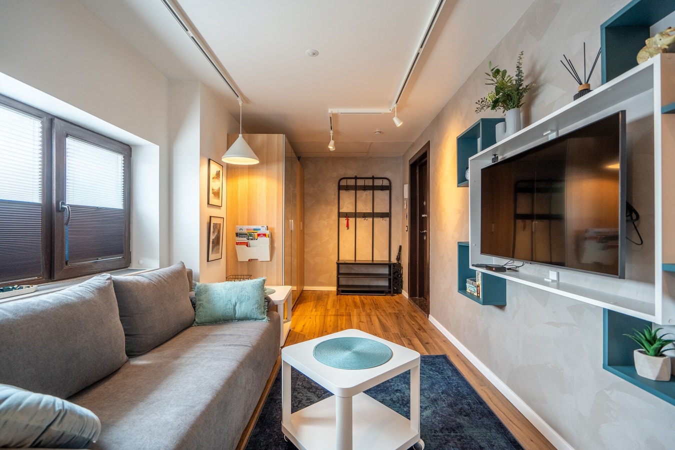 Leafy Loft 14 Flat Manager Booking