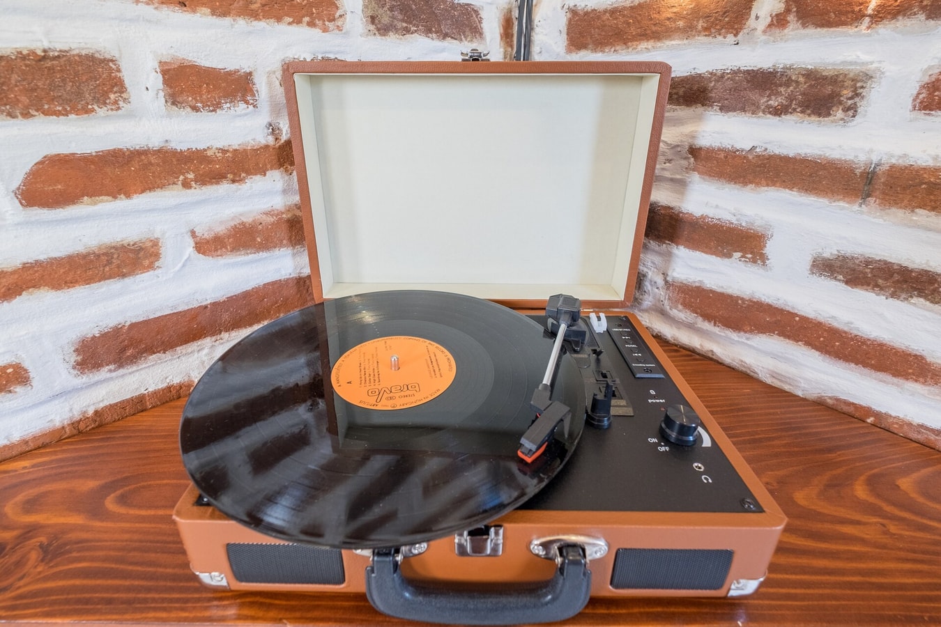 Gramophone · GRAMOPHONE off Vitosha Blvd: the Rhythm of Sofia 8 Flat Manager Booking