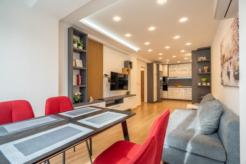 Zenith Apartment 4 Flat Manager Booking