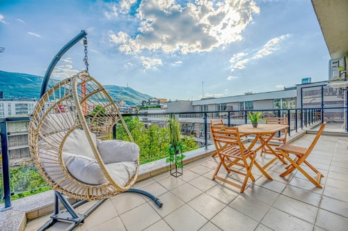 Tropicana Penthouse – 1BD Free parking 0 Flat Manager Booking