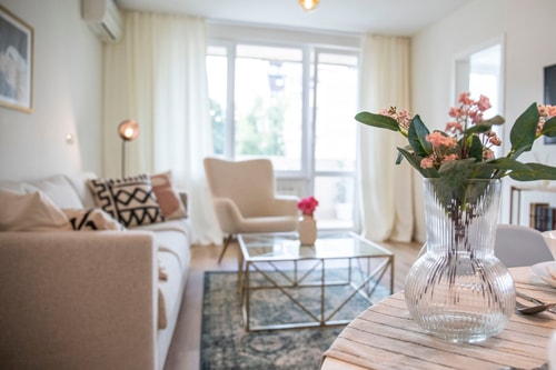 Mattea's 2-bedroom apartment 9 Flat Manager Booking