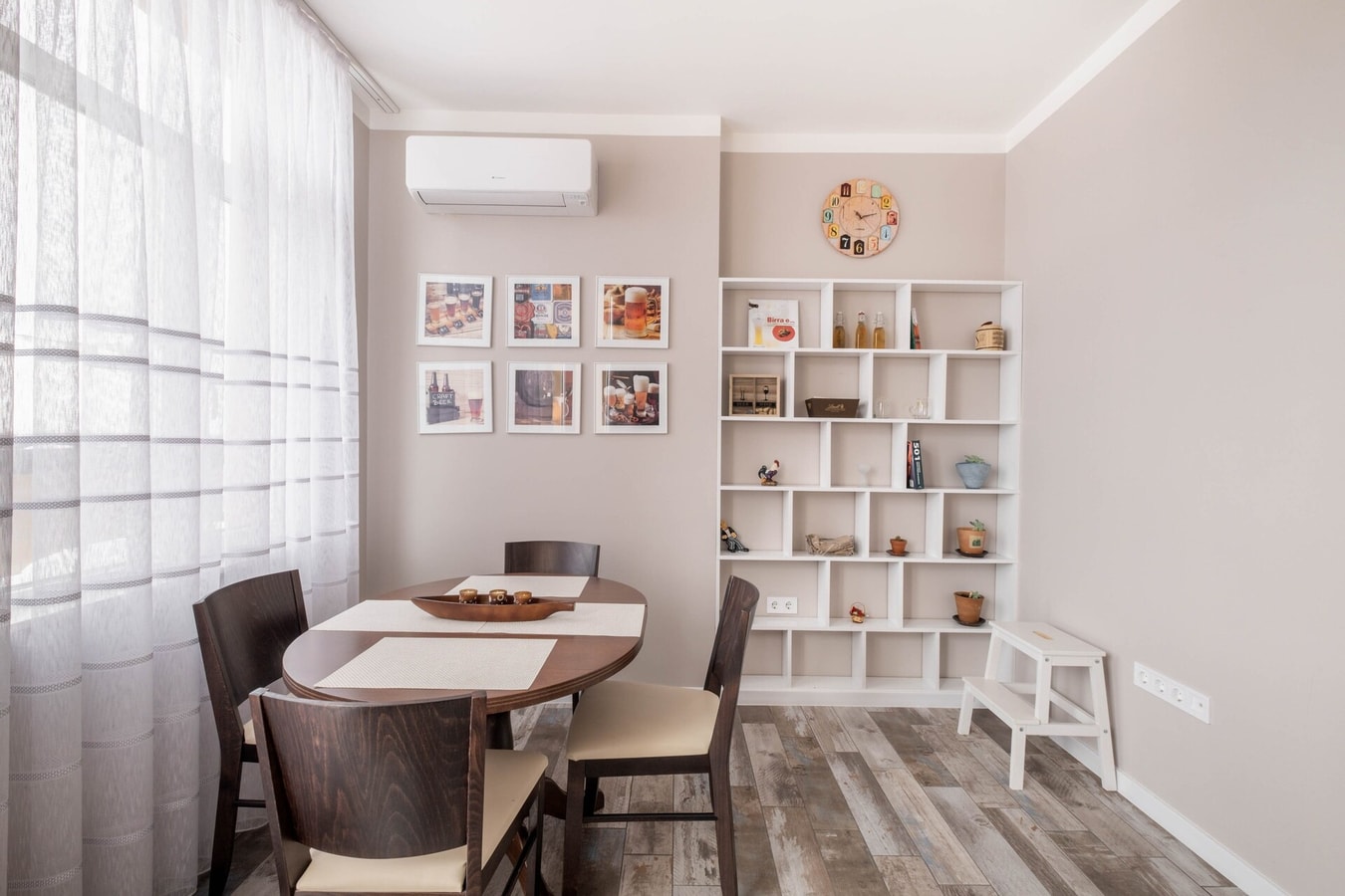 Samuil 93 · New 1930s quiet central apartment w/AC - 2 bedroom 9 Flat Manager Booking