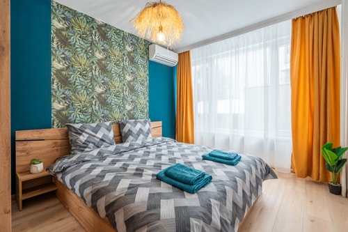 Exotic Homes 1 Flat Manager Booking