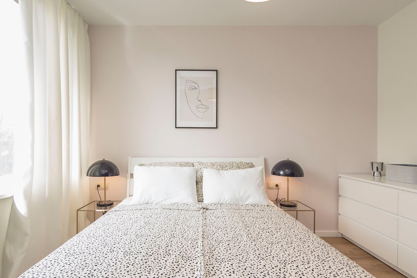 Mattea's 2-bedroom apartment 2 Flat Manager Booking