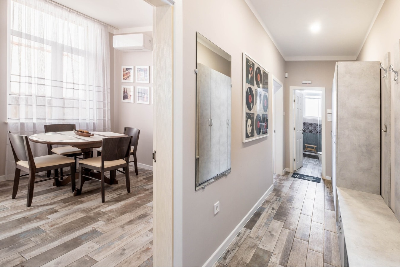 Samuil 93 · New 1930s quiet central apartment w/AC - 2 bedroom 11 Flat Manager Booking
