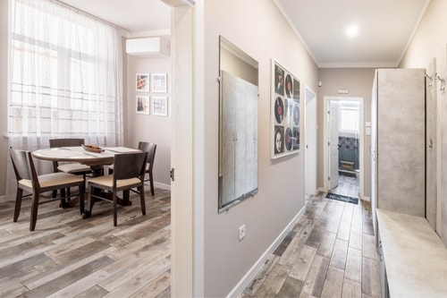 New 1930s quiet central apartment w/AC - 2 bedroom 11 Flat Manager Booking