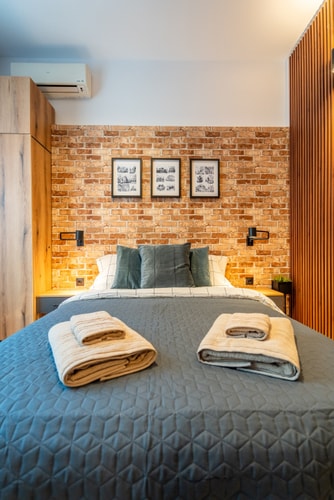 BB Apartment 4 Flat Manager Booking